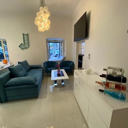 דירה House Whit Sea View טיסנו