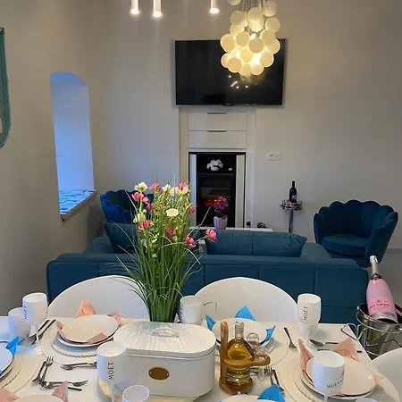 דירה House Whit Sea View *