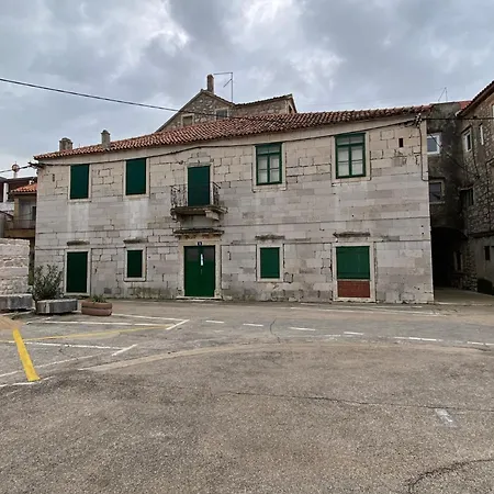 Apartament House Whit Sea View *