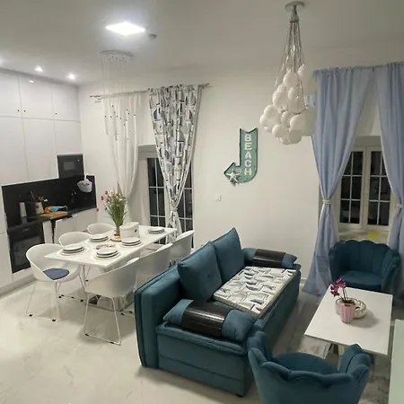 House Whit Sea View דירה *