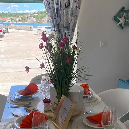 דירה House Whit Sea View