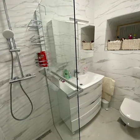 House Whit Sea View דירה *