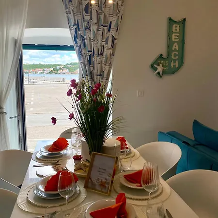 דירה House Whit Sea View
