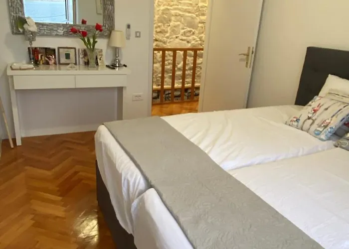 Апартаменты House Whit Sea View