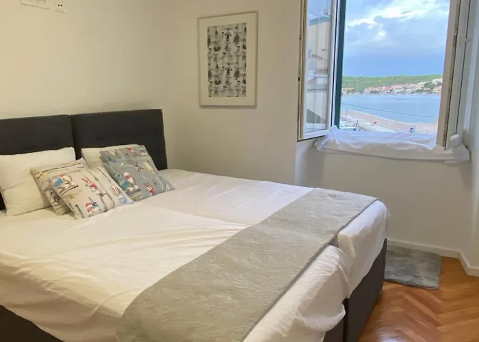 Апартаменты House Whit Sea View