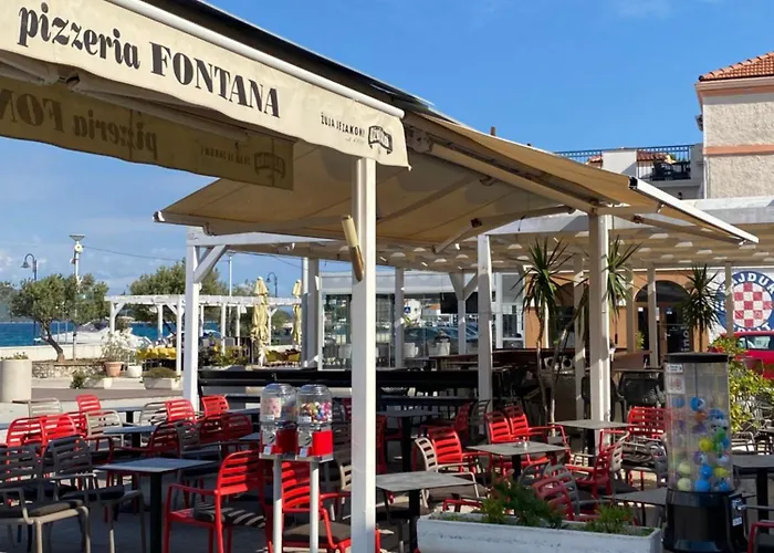 House Whit Sea View * Тисно